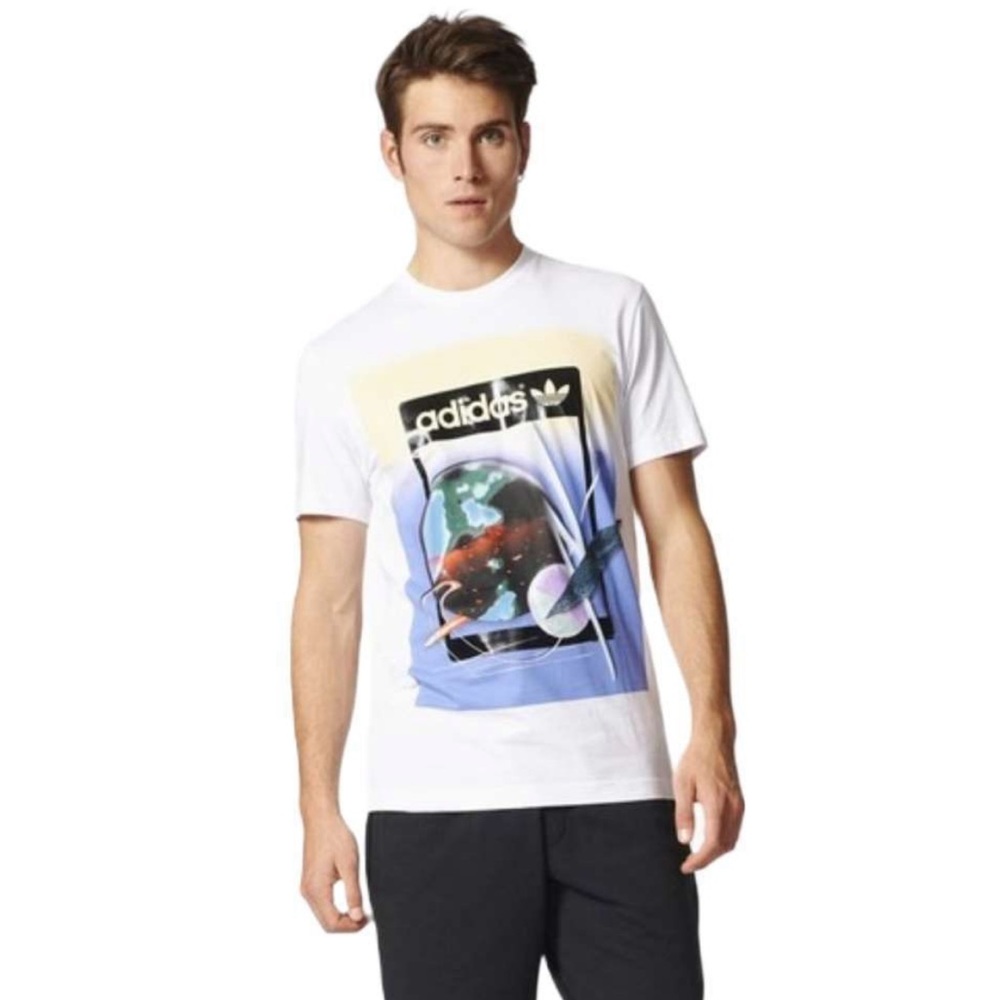 adidas • men’s city artist life tee